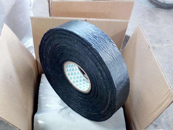 如何正确使用道路贴缝带